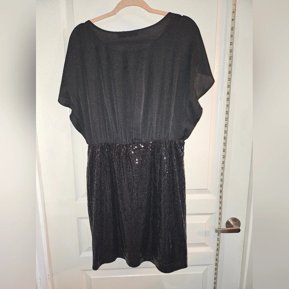 Black Sequin Mini Cocktail Dress with Dolman Sleeves - Picture 8 of 11
